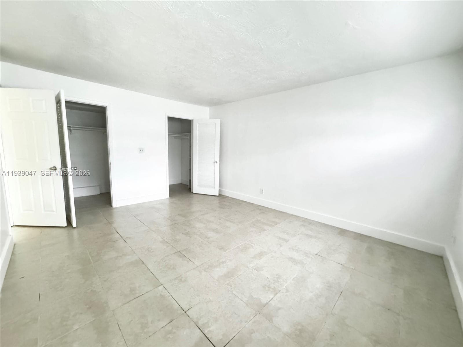 SUTTON HOUSE CONDO · #6 in North Miami - Photo 12