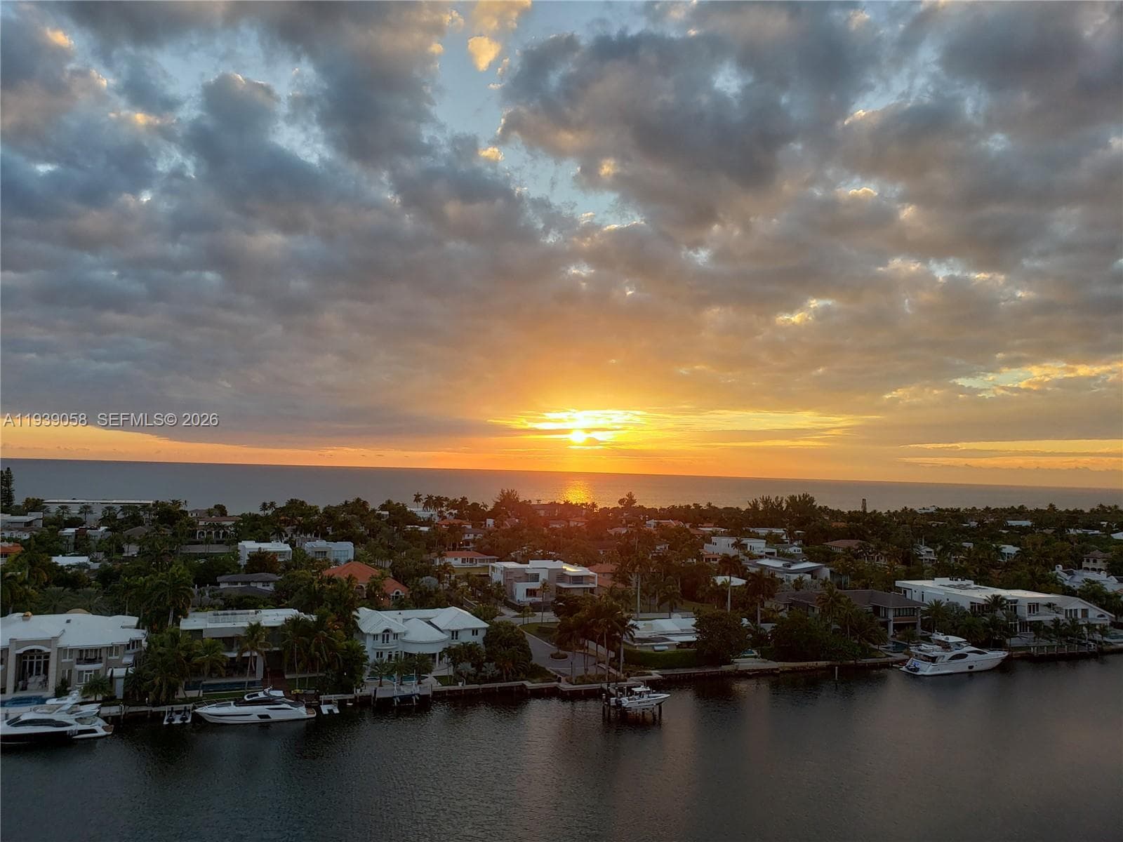 WATERVIEW CONDO · #1543 in Aventura - Photo 22