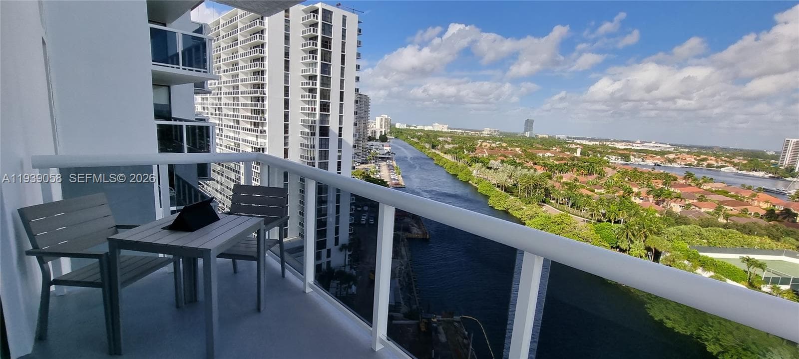 WATERVIEW CONDO · #1543 in Aventura - Photo 15