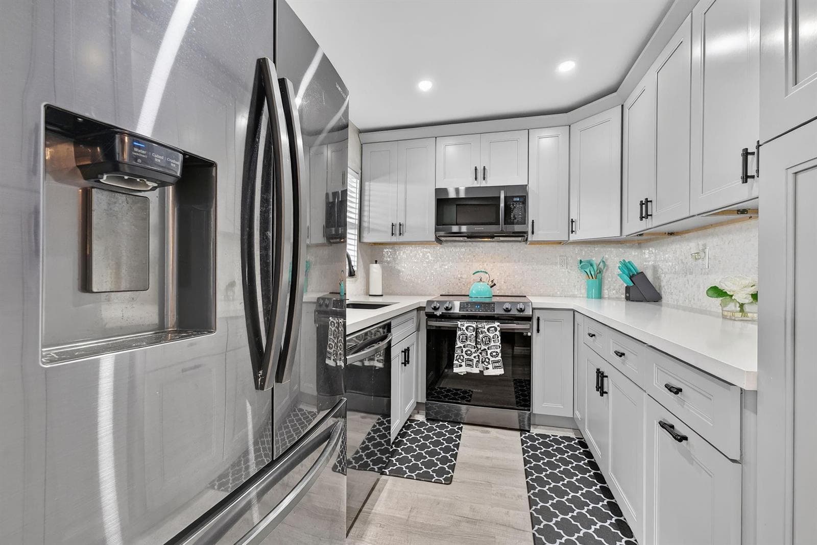 Complete Kitchen