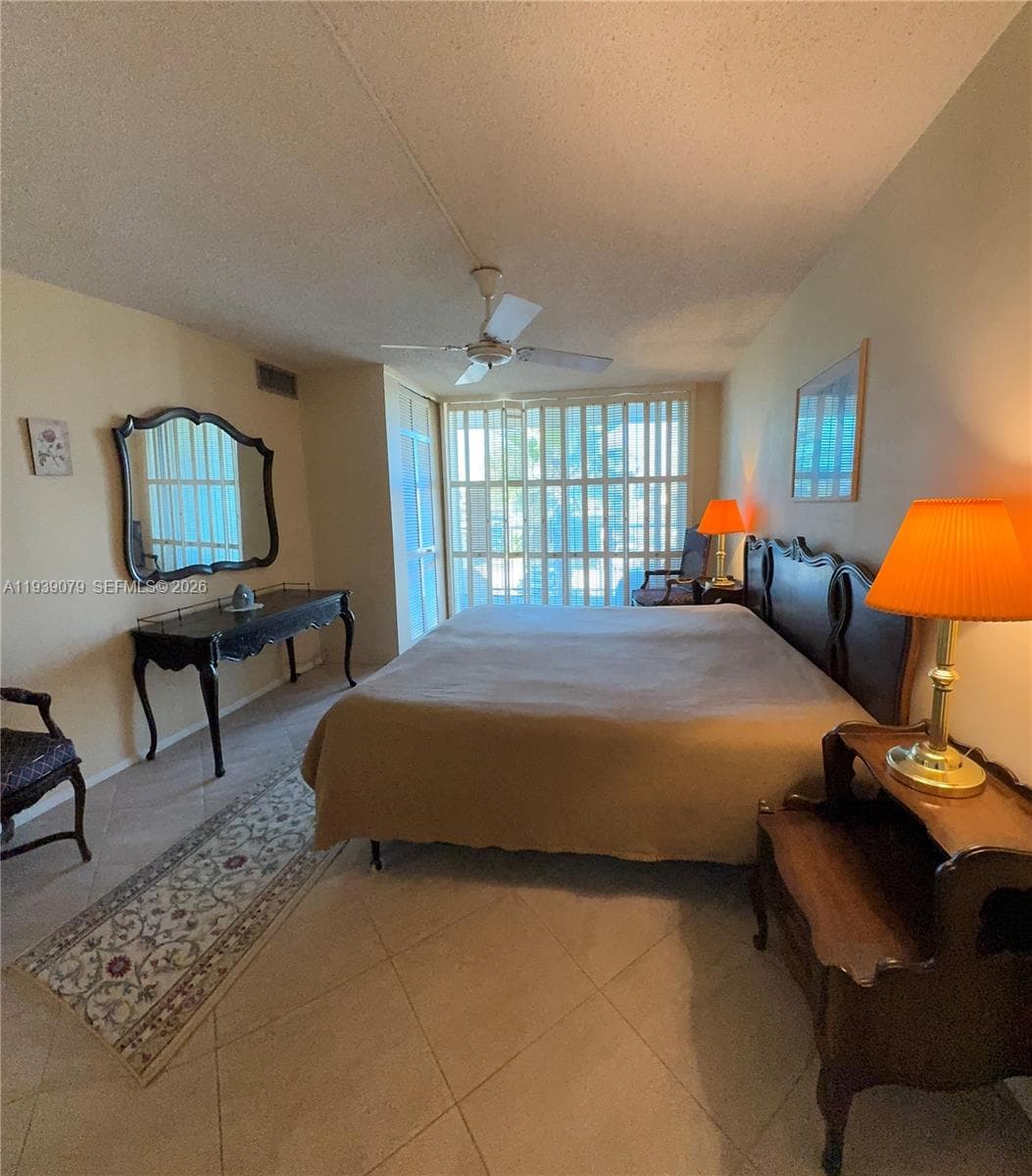 DESOTO PARK CONDO · #218 in Hallandale Beach - Photo 23