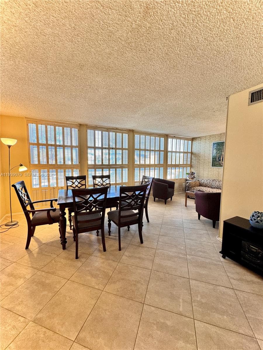DESOTO PARK CONDO · #218 in Hallandale Beach - Photo 13