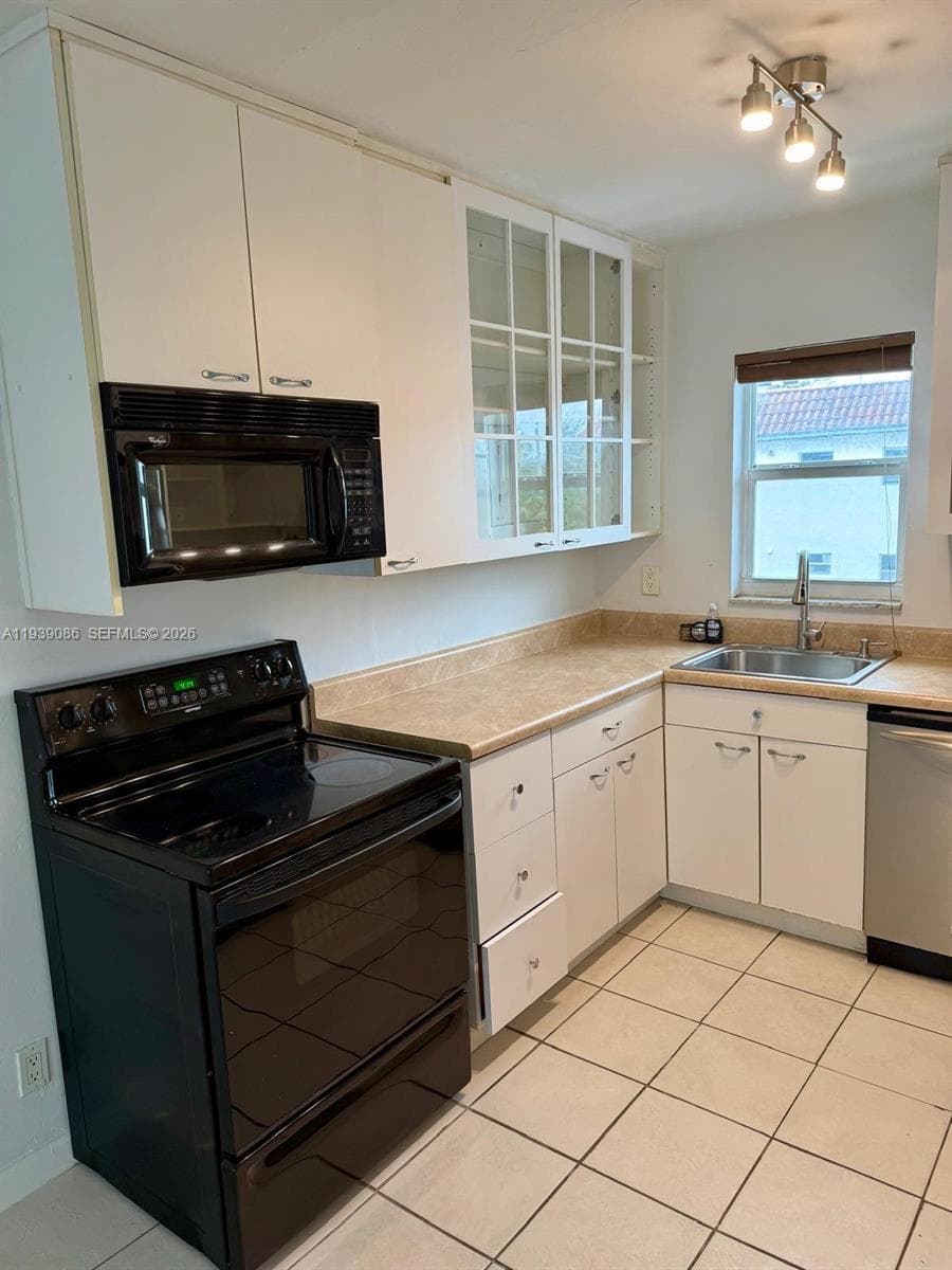 SOUTHDALE CONDO · #306 in Fort Lauderdale - Photo 6