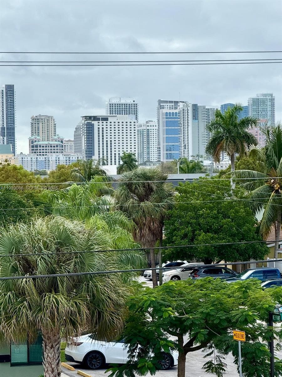 SOUTHDALE CONDO · #306 in Fort Lauderdale - Photo 3