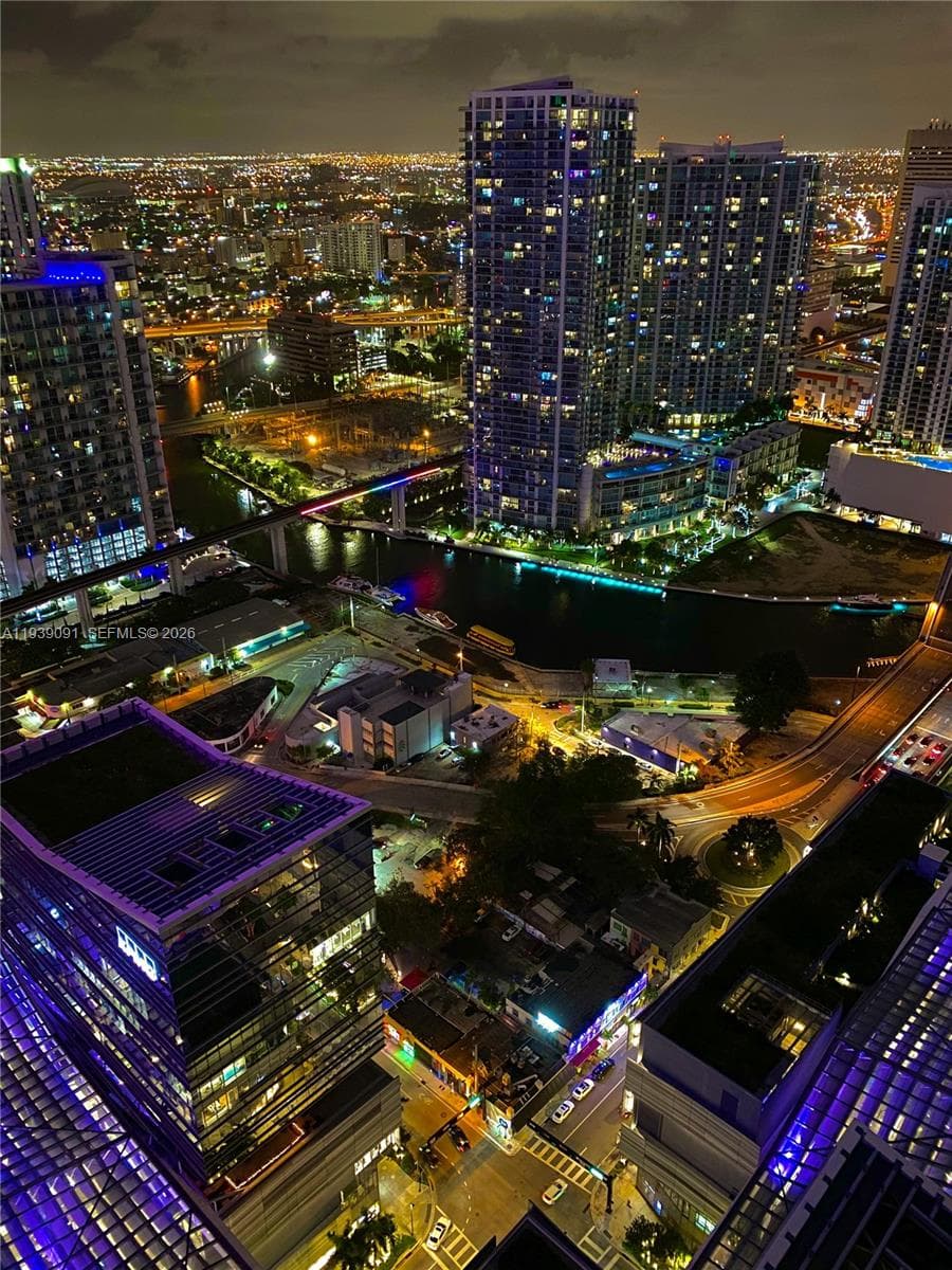 Reach Brickell City Centre · #2507 in Miami - Photo 29