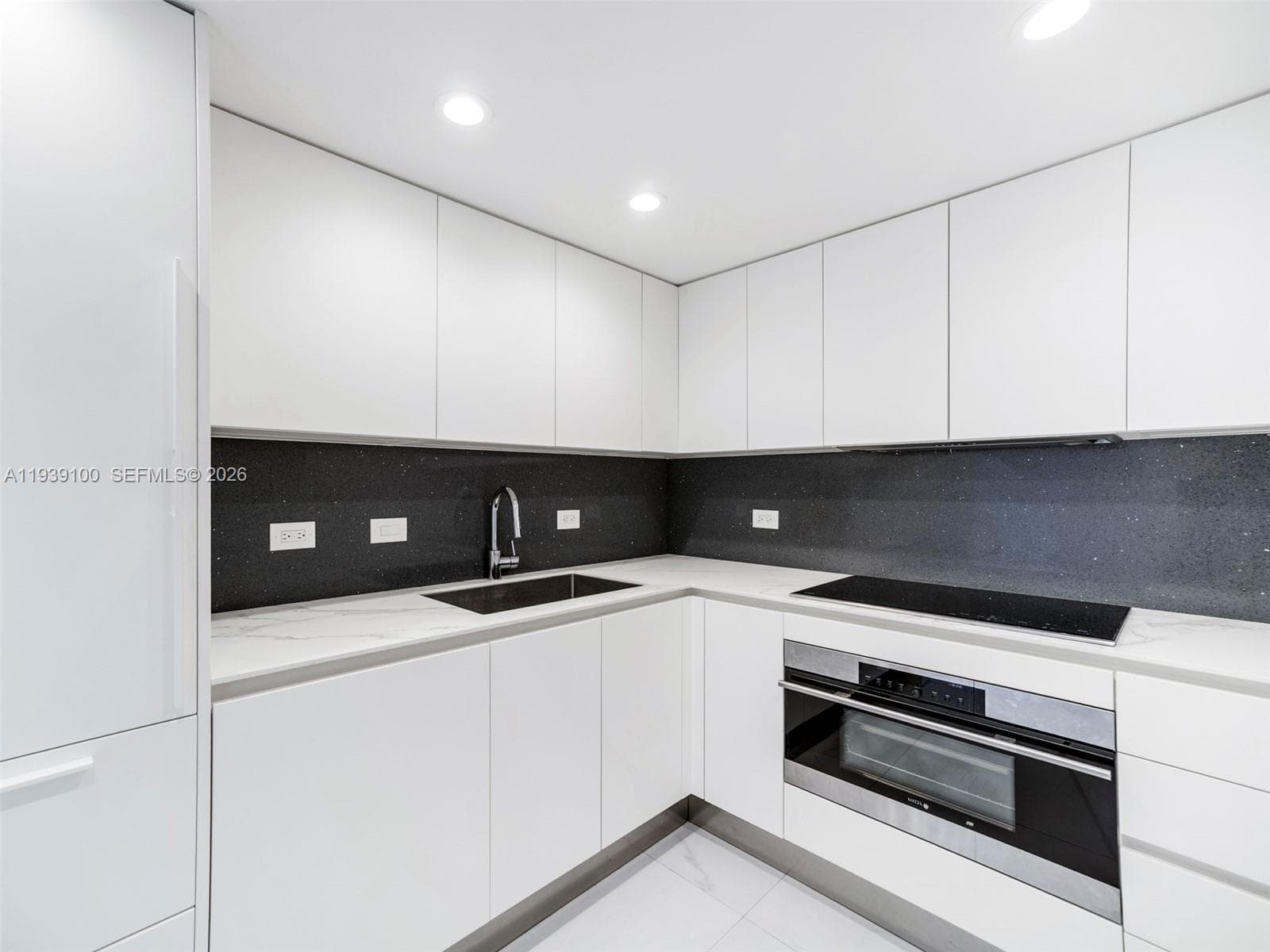 WATERVIEW CONDO · #432 in Aventura - Photo 2