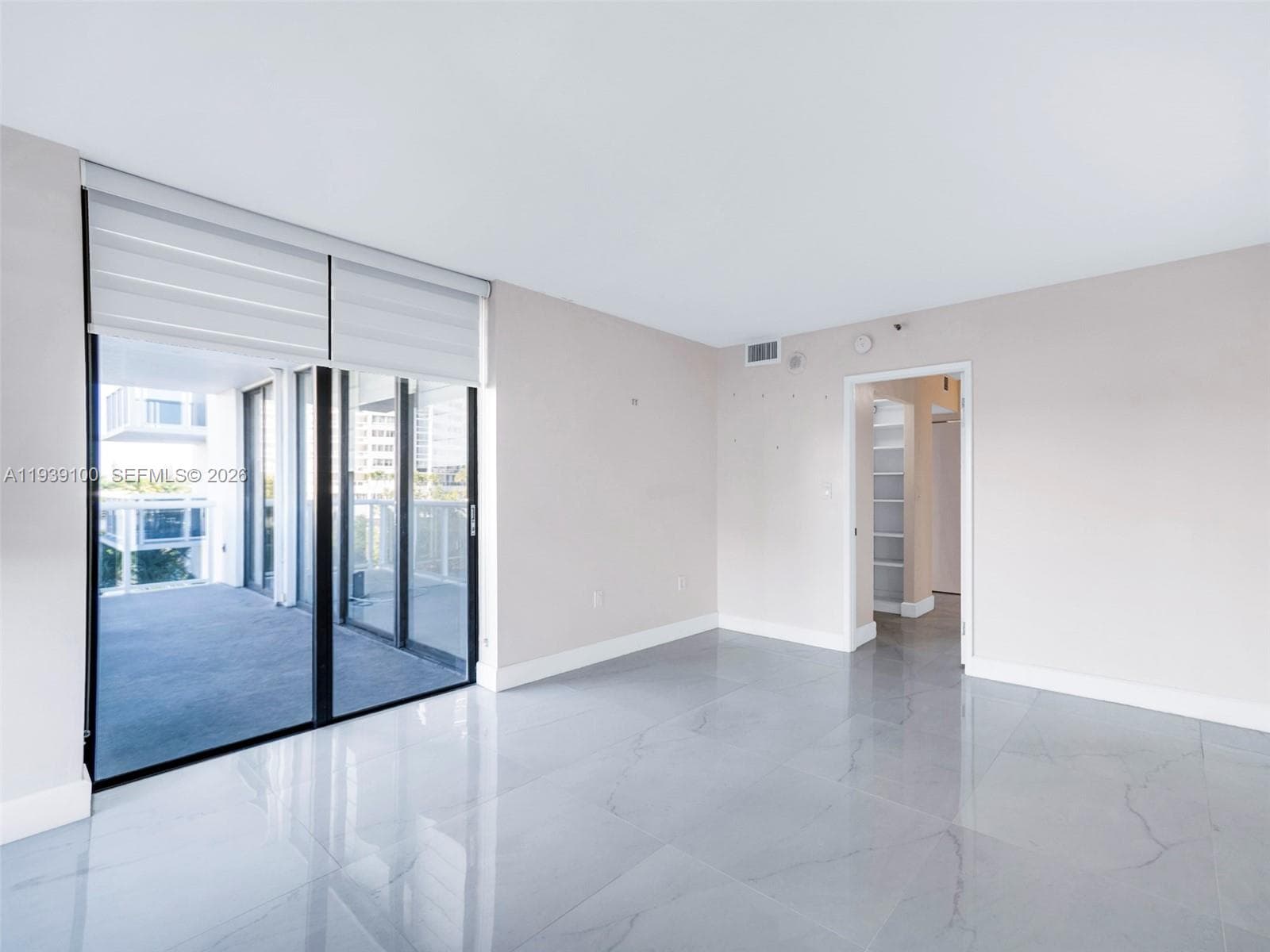 WATERVIEW CONDO · #432 in Aventura - Photo 12
