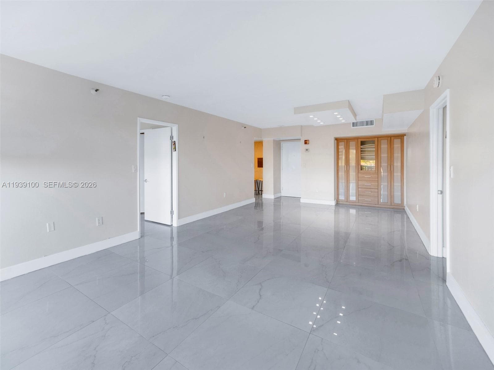 WATERVIEW CONDO · #432 in Aventura - Photo 4