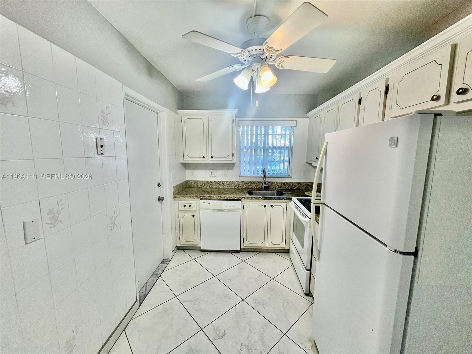 PARADISE VILLAS CONDO · #119-A in Hallandale Beach - Photo 5