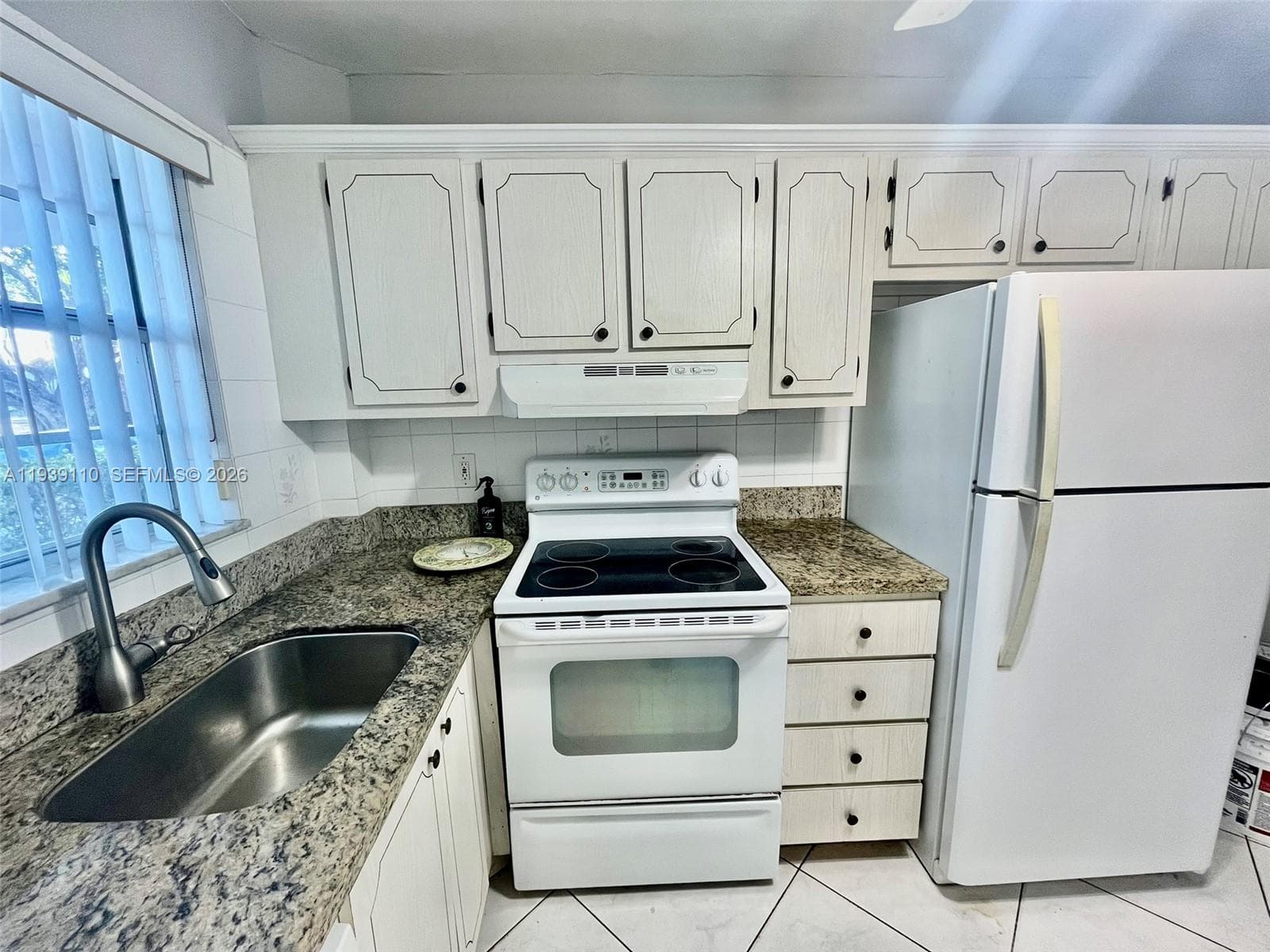 PARADISE VILLAS CONDO · #119-A in Hallandale Beach - Photo 8