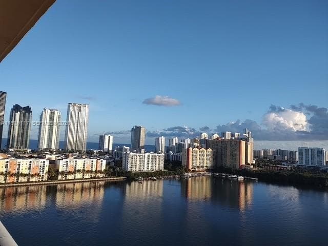 WINSTON TOWERS · #2101 in Sunny Isles Beach - Photo 3