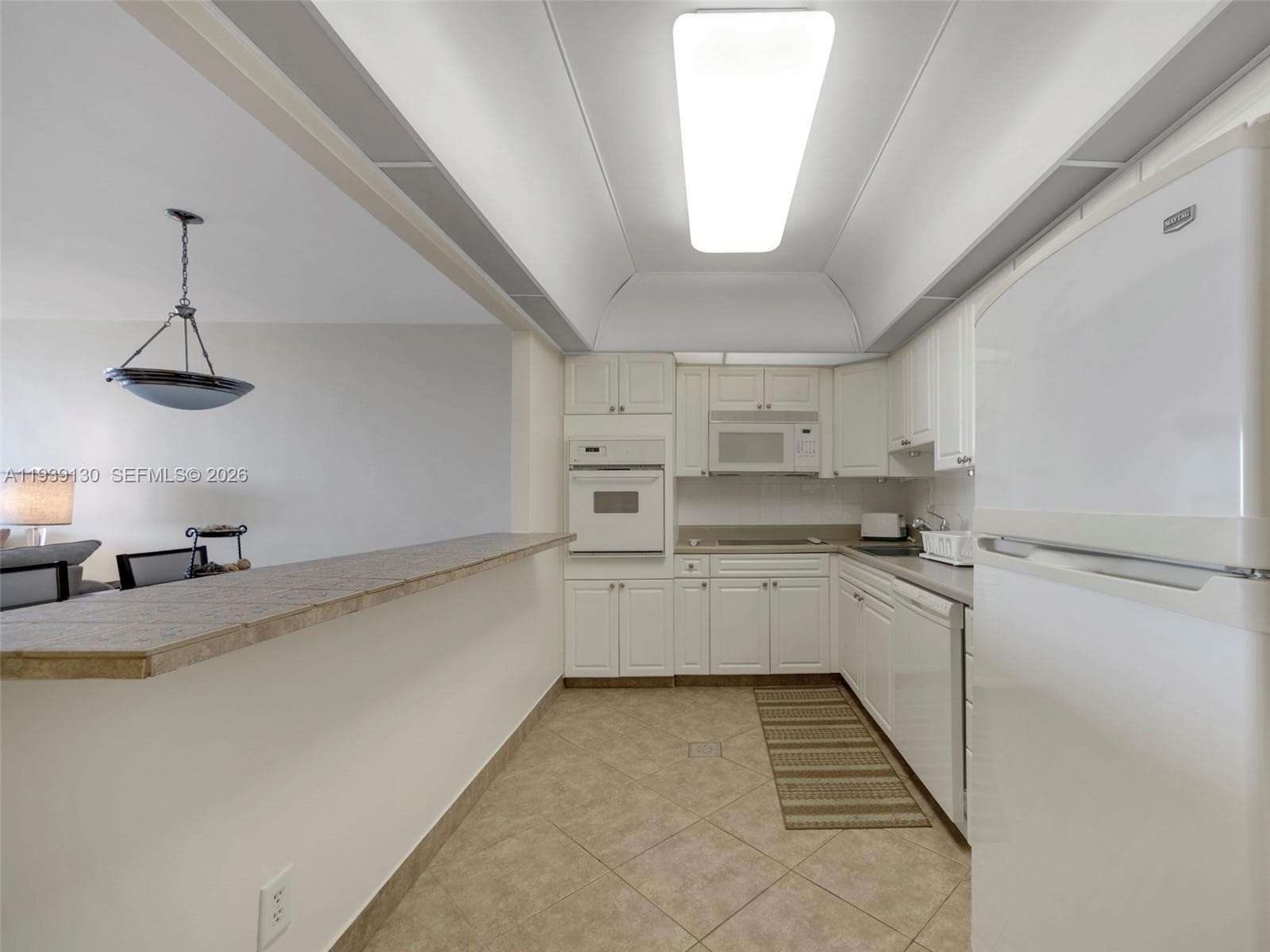 OCEANVIEW BUILDING B COND · #1020 in Sunny Isles Beach - Photo 3