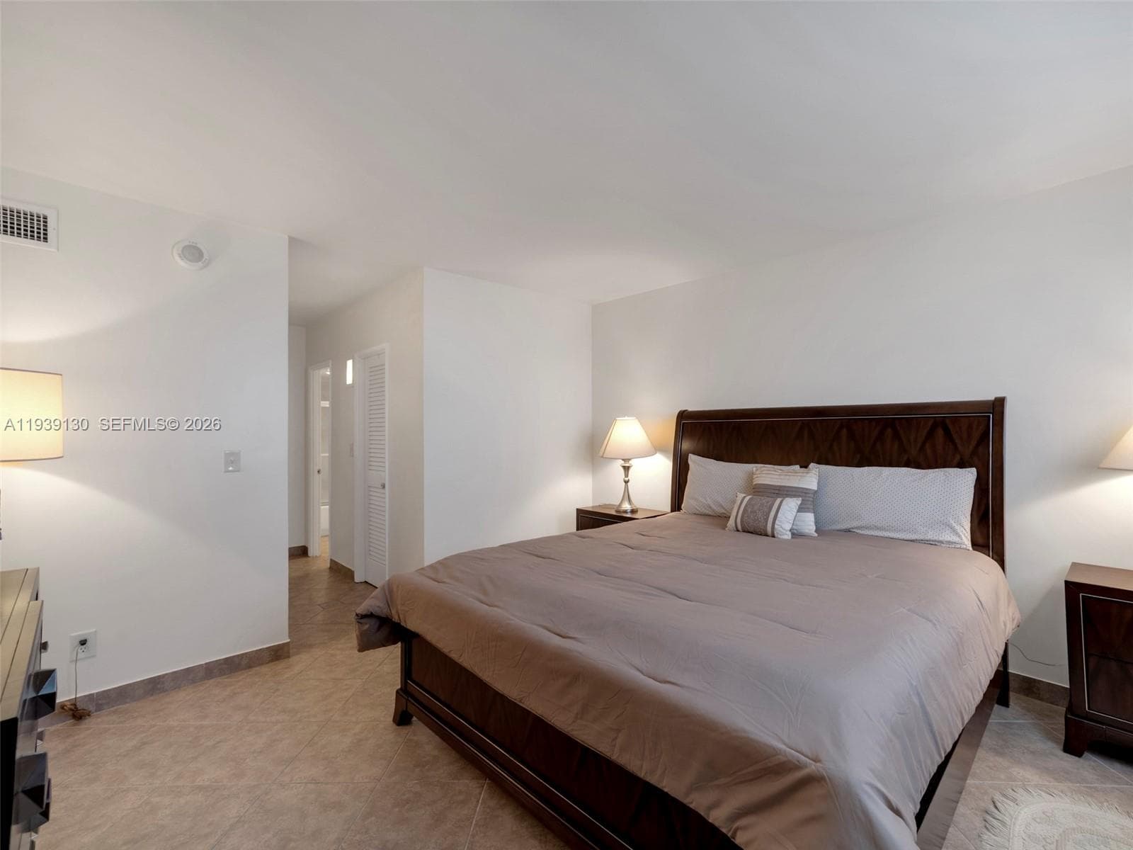 OCEANVIEW BUILDING B COND · #1020 in Sunny Isles Beach - Photo 9