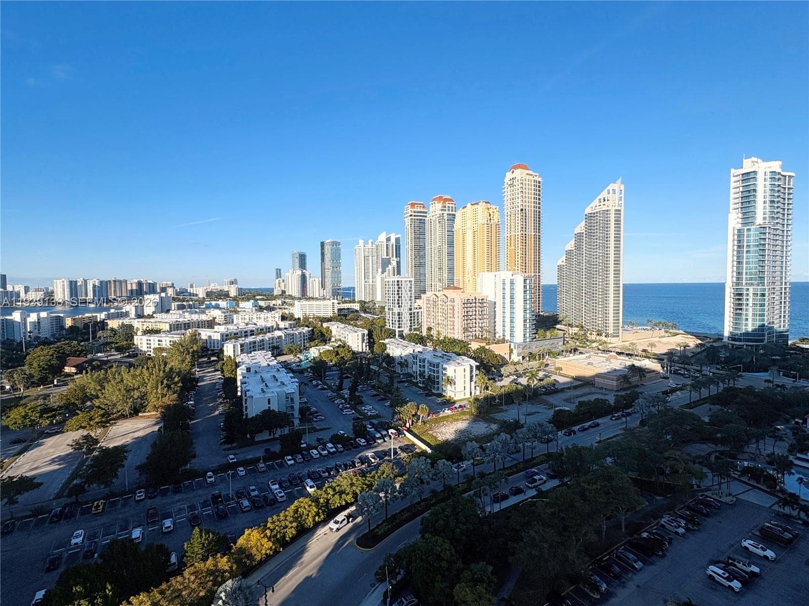 WINSTON TOWER 300 CONDO · #2205 in Sunny Isles Beach - Photo 2
