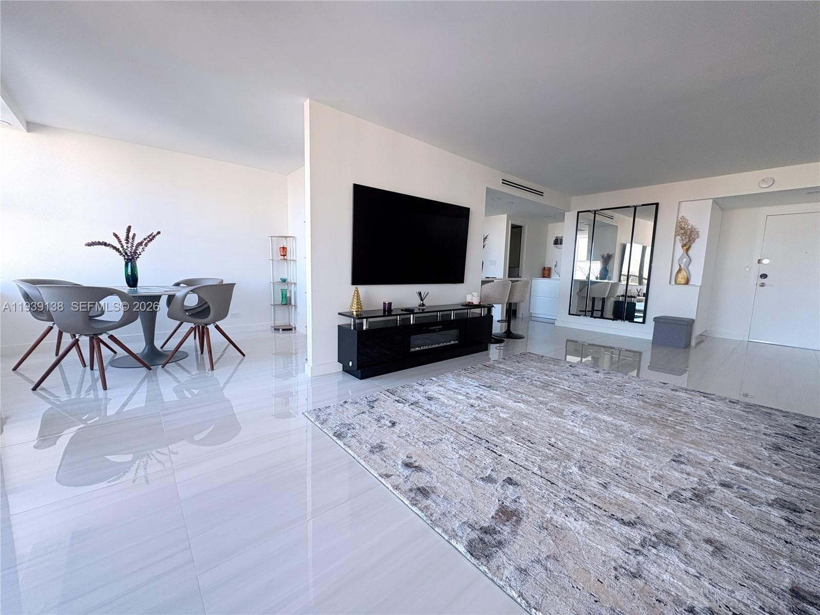WINSTON TOWER 300 CONDO · #2205 in Sunny Isles Beach - Photo 7