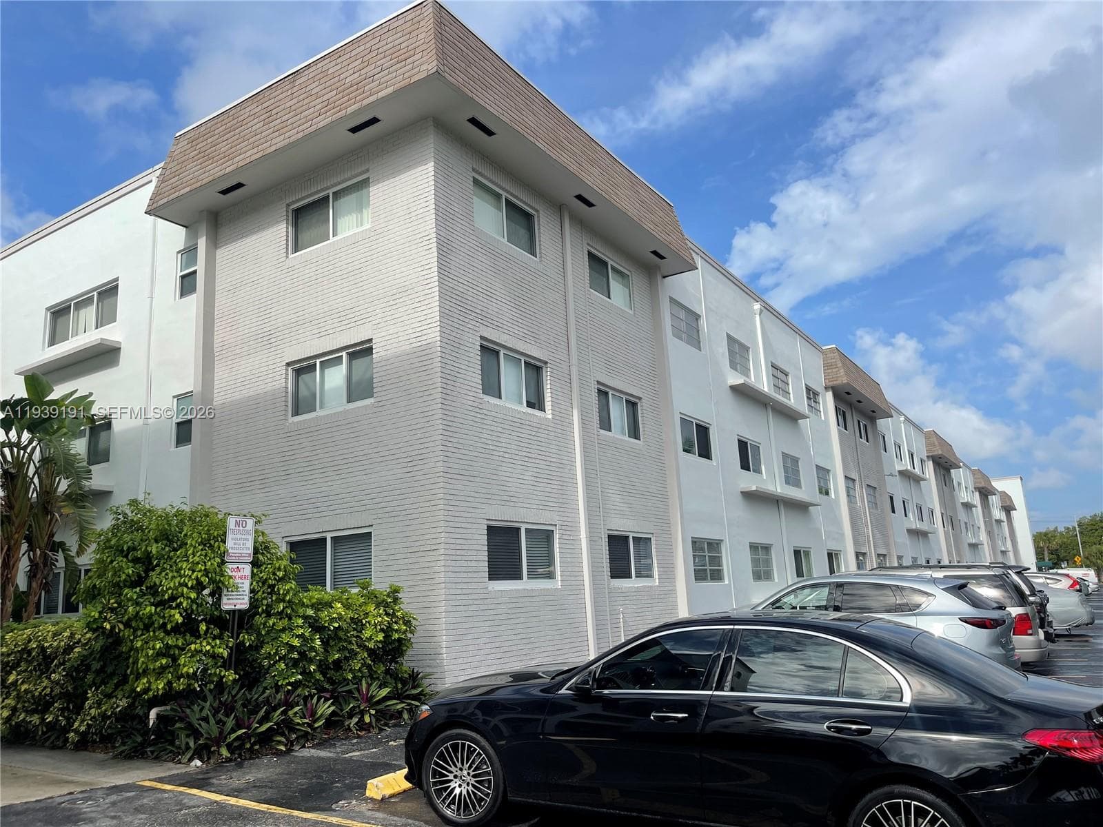 PARADISE VILLAS CONDO · #318-B in Hallandale Beach - Photo 10