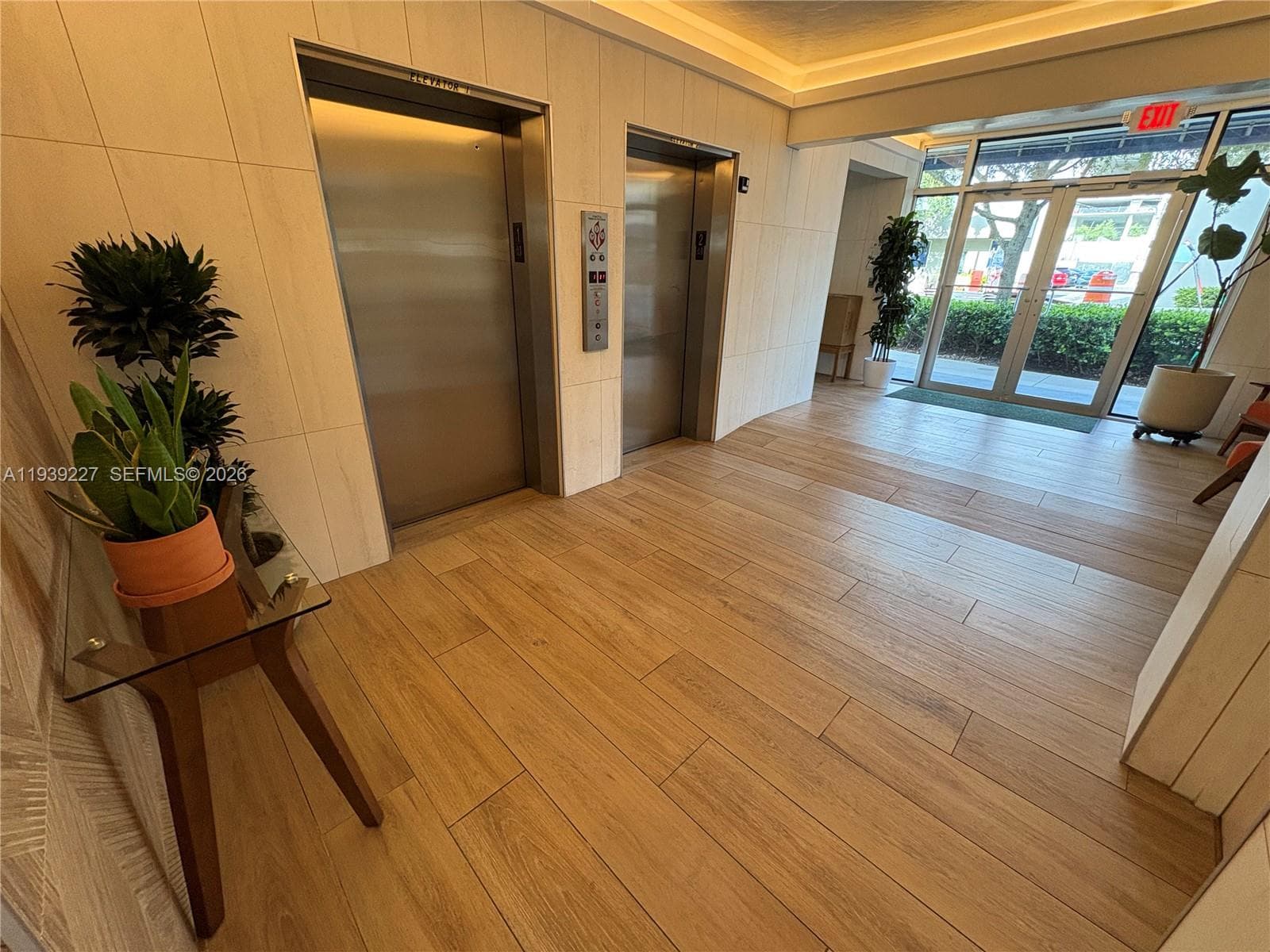 LINCOLN WEST TOWERS CONDO · #402 in Miami Beach - Photo 3