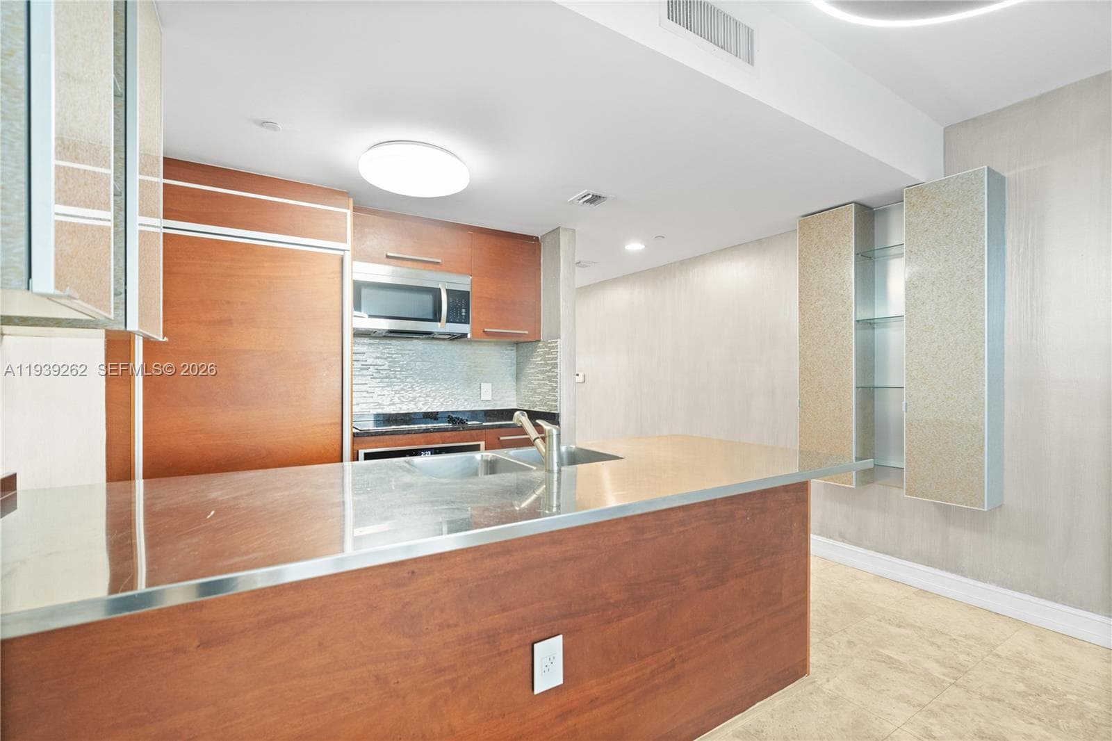 BEACH CLUB CONDO · #4109 in Hallandale Beach - Photo 9