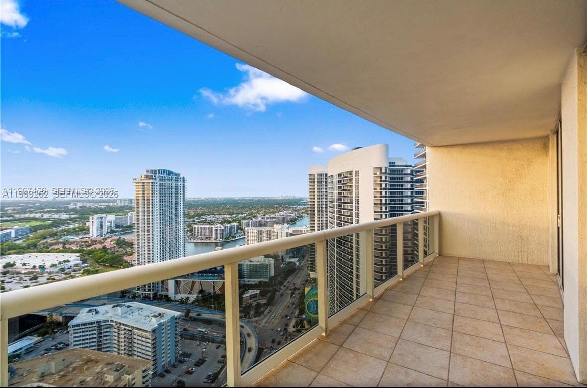 BEACH CLUB CONDO · #4109 in Hallandale Beach - Photo 59