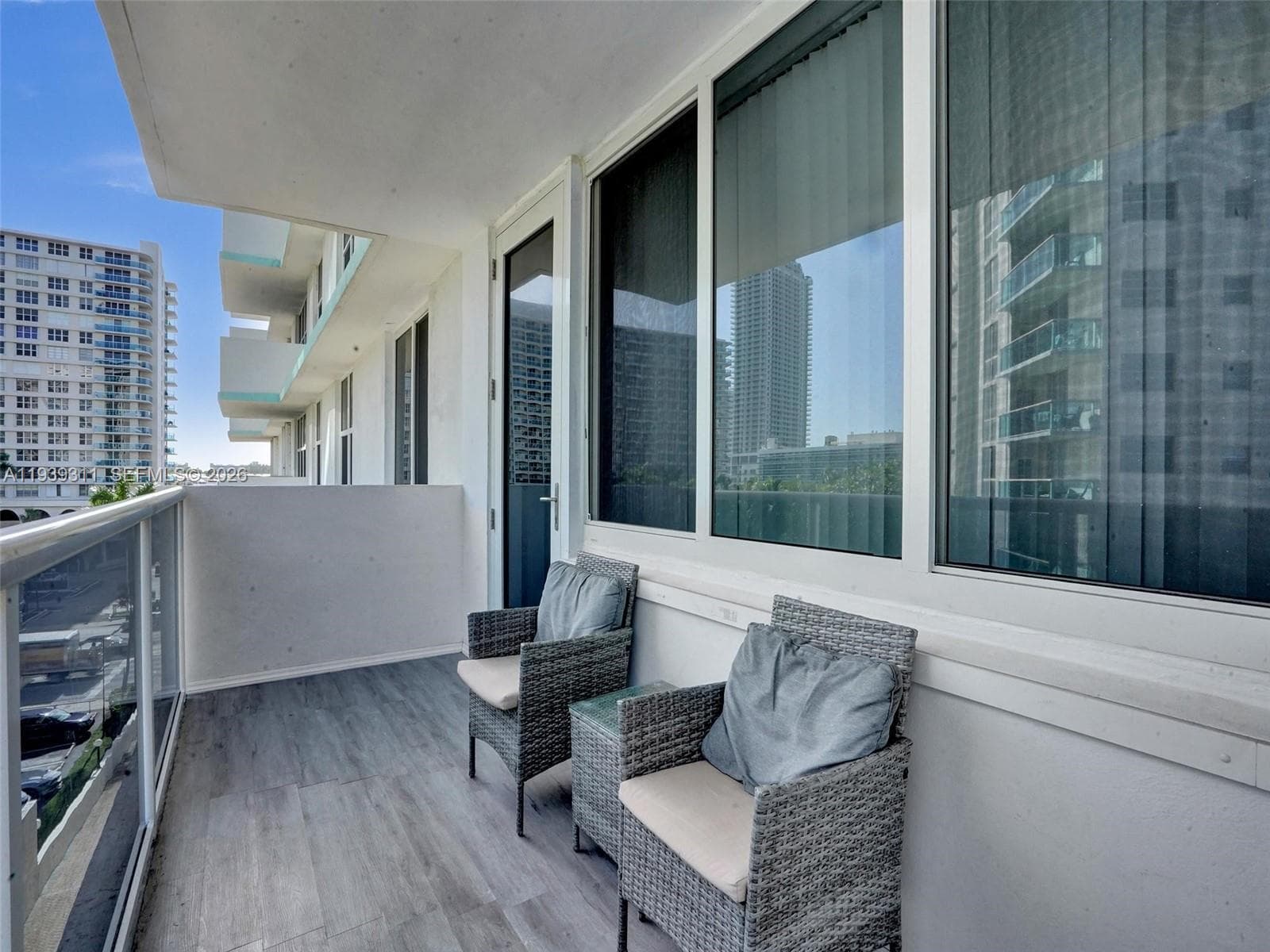SEA AIR TOWERS · #520 in Hollywood - Photo 27