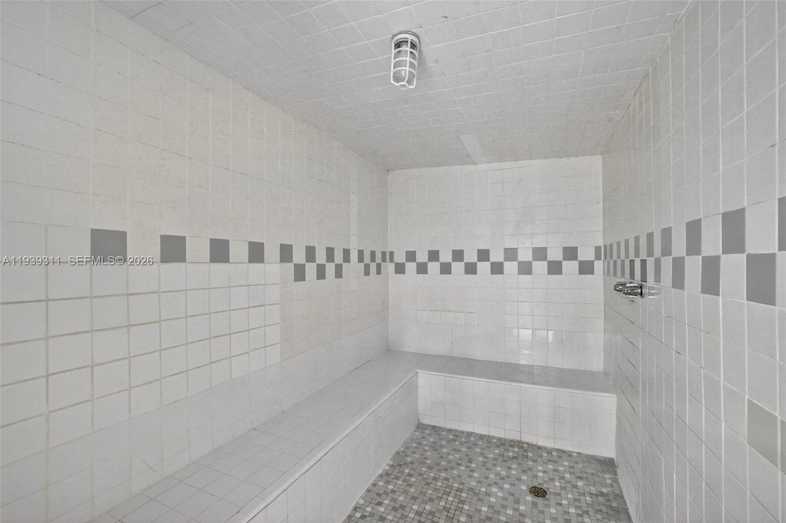 SEA AIR TOWERS · #520 in Hollywood - Photo 57