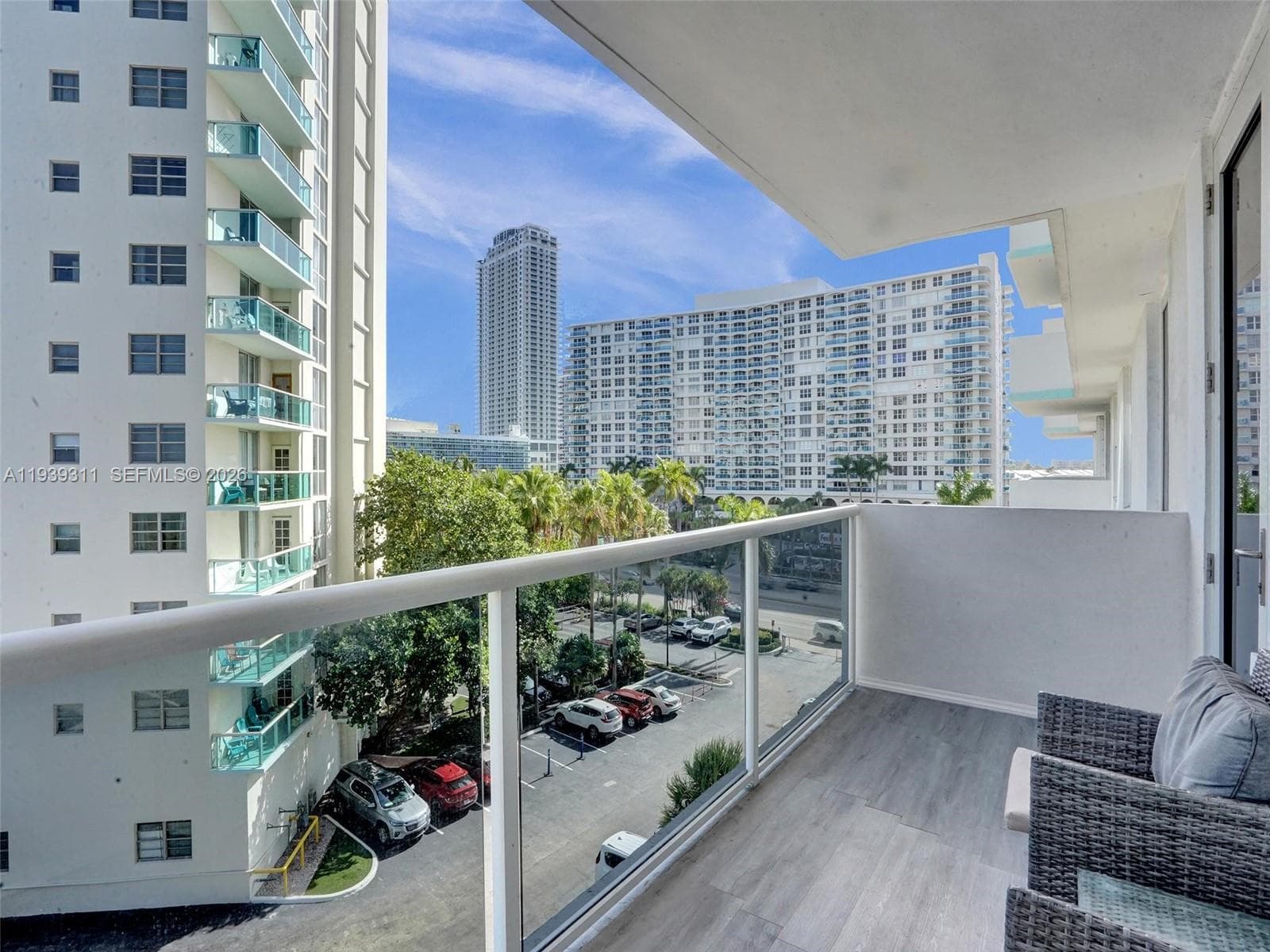 SEA AIR TOWERS · #520 in Hollywood - Photo 26