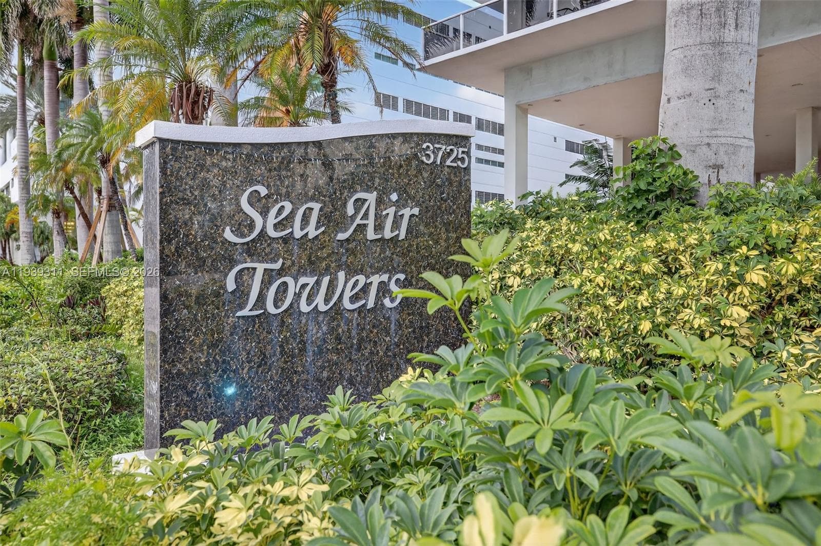 SEA AIR TOWERS · #520 in Hollywood - Photo 32
