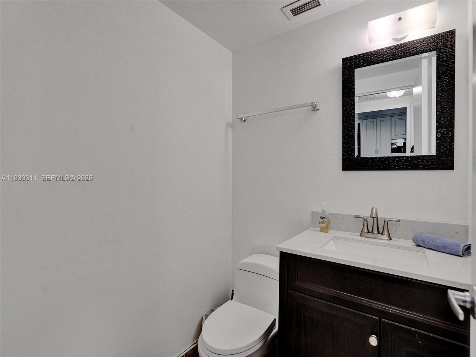 SEA AIR TOWERS · #520 in Hollywood - Photo 24