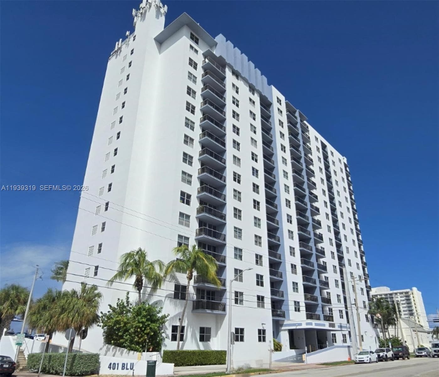 401 BLU OF NORTH BEACH CO · #1201 in Miami Beach - Photo 22