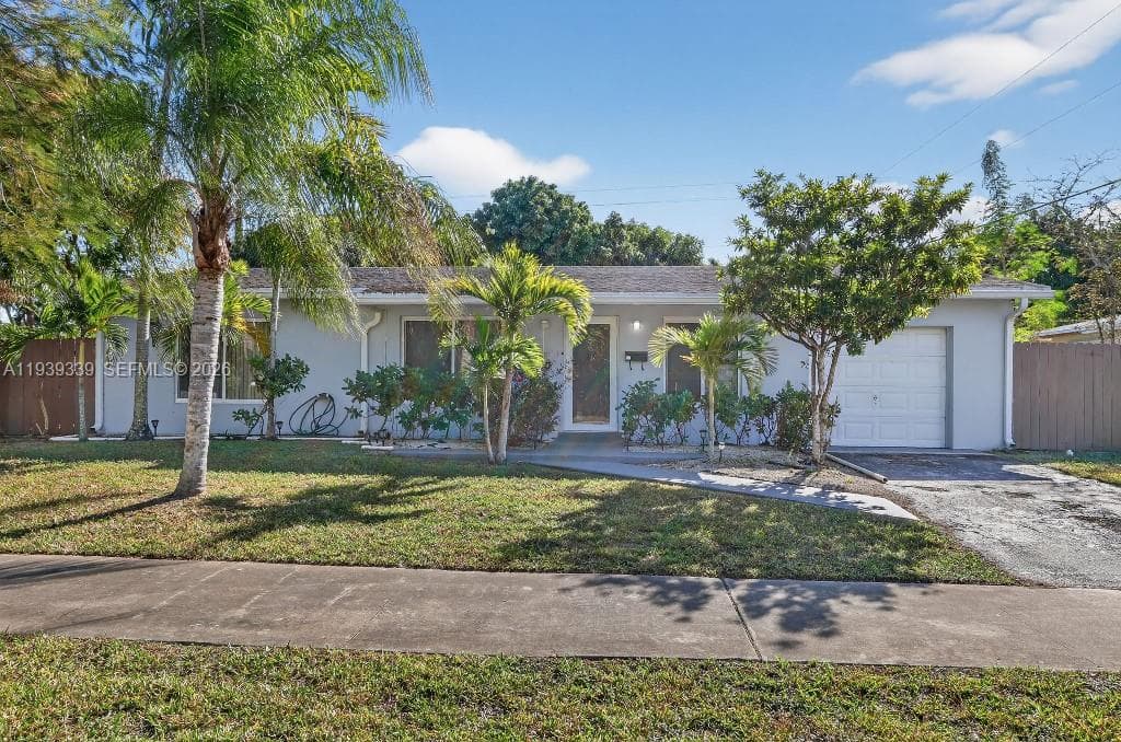 9900 SW 164th Ter photo 1