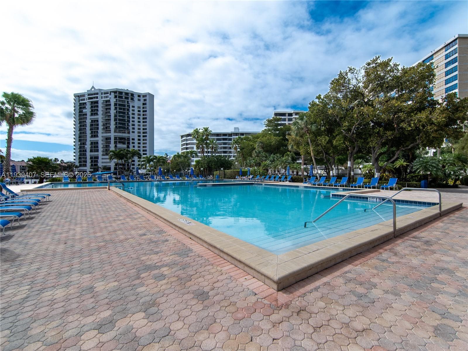 OLYMPUS CONDO PHASE · #2517 in Hallandale Beach - Photo 51