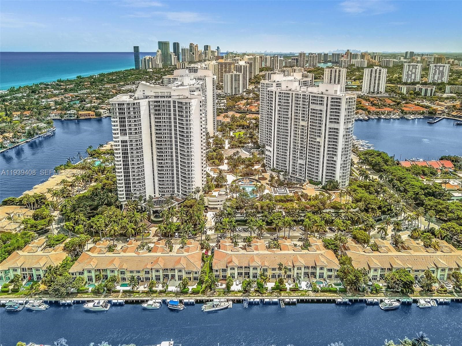 ATLANTIC III AT THE POINT · #302 in Aventura - Photo 43