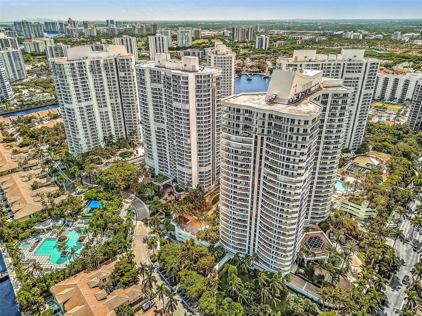 ATLANTIC III AT THE POINT · #302 in Aventura - Photo 38