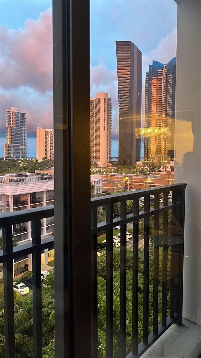 PLAZA OF AMERICAS CONDO P · #907 in Sunny Isles Beach - Photo 15