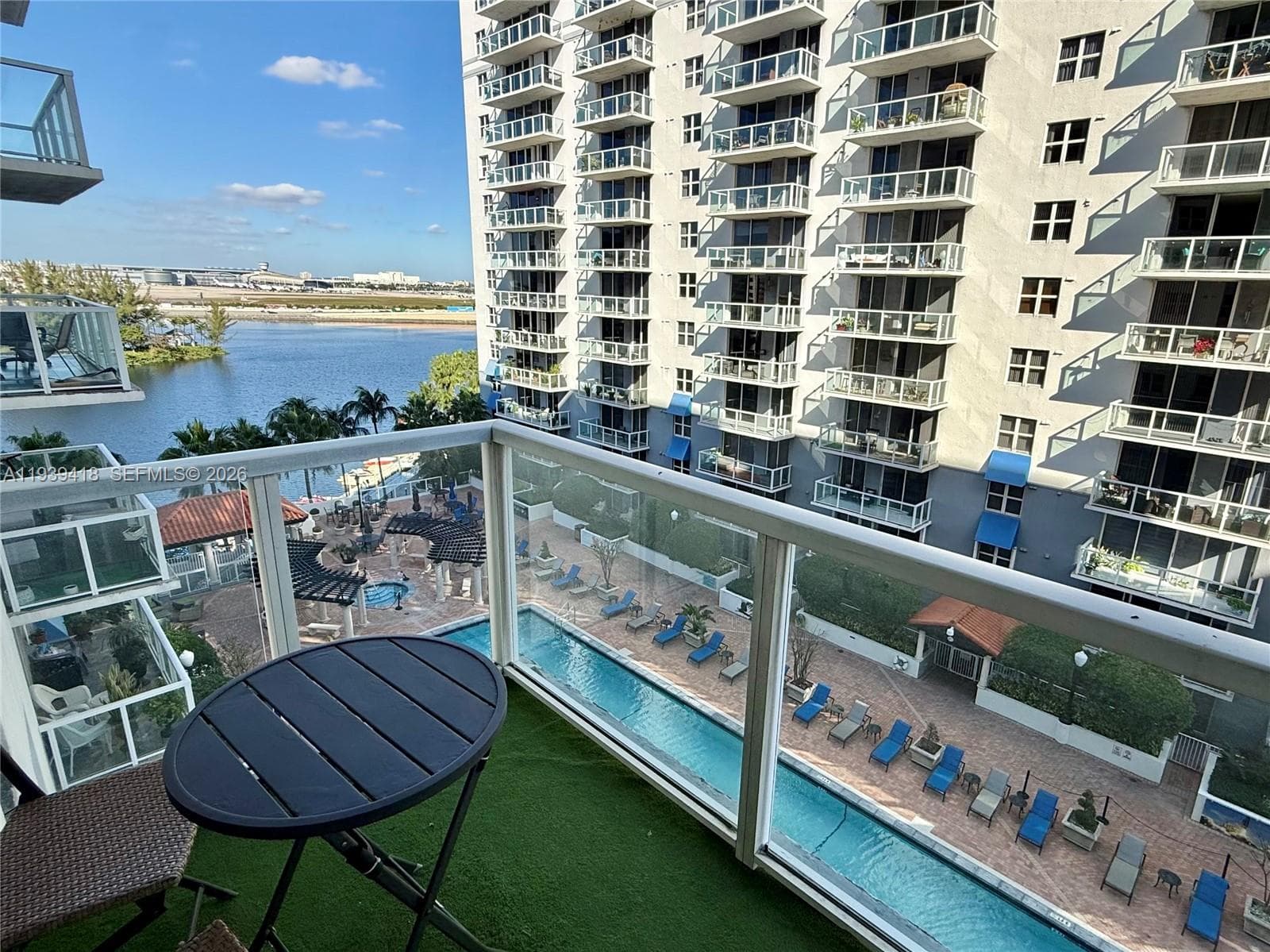 Blue Lagoon condominium · #906 in Miami - Photo 12