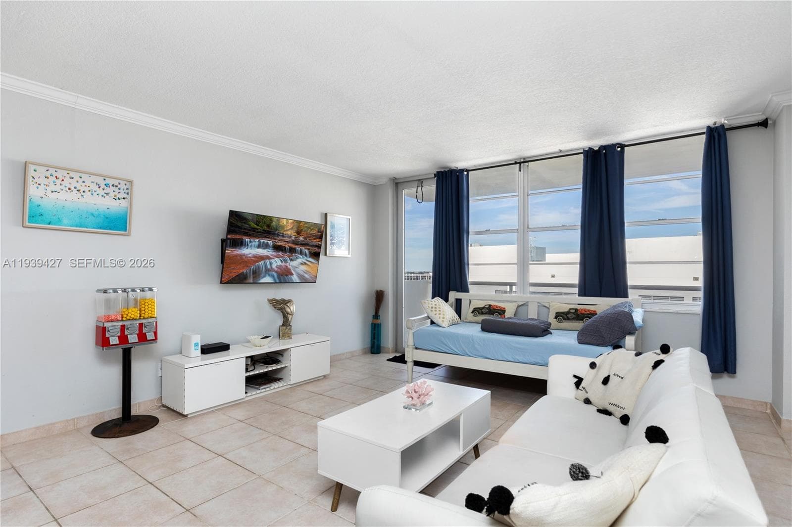 SEA AIR TOWERS CONDO · #1421 in Hollywood - Photo 5