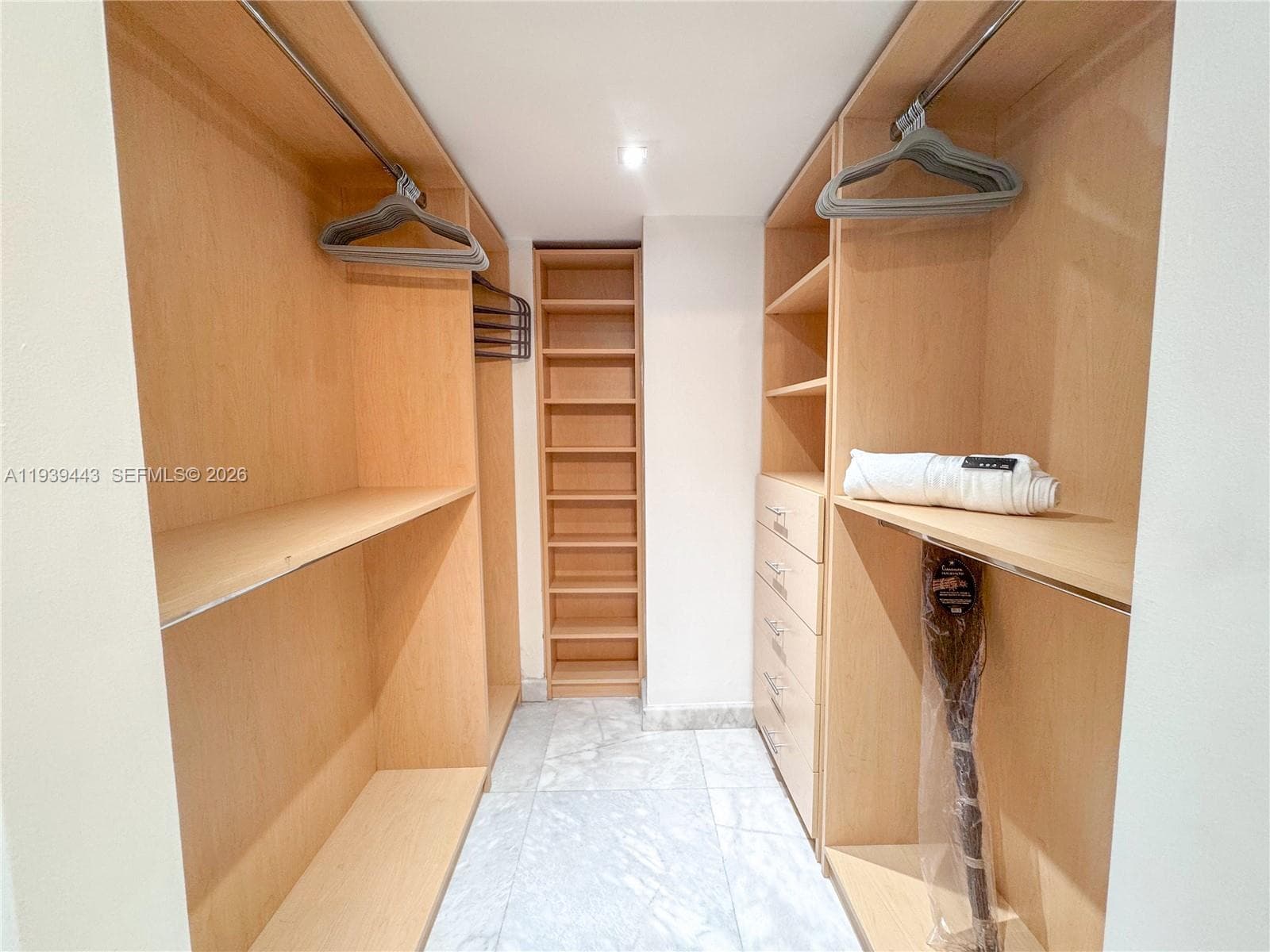 BRAVURA I CONDO · #104 in Aventura - Photo 29
