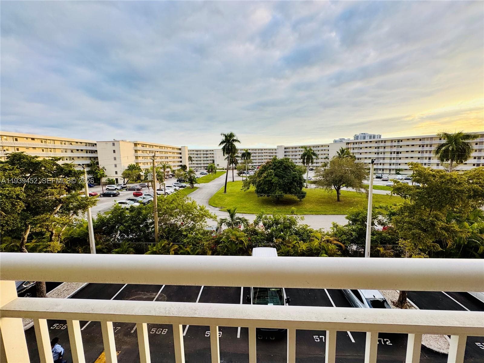 Del Prado · #304 in Aventura - Photo 27