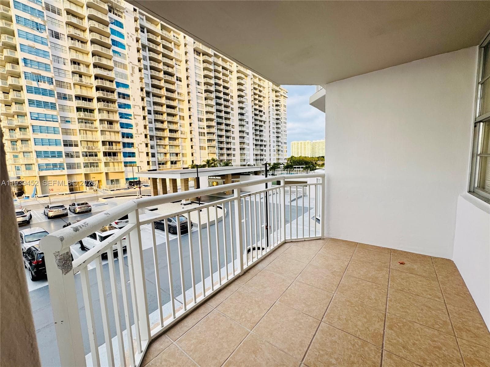Del Prado · #304 in Aventura - Photo 38