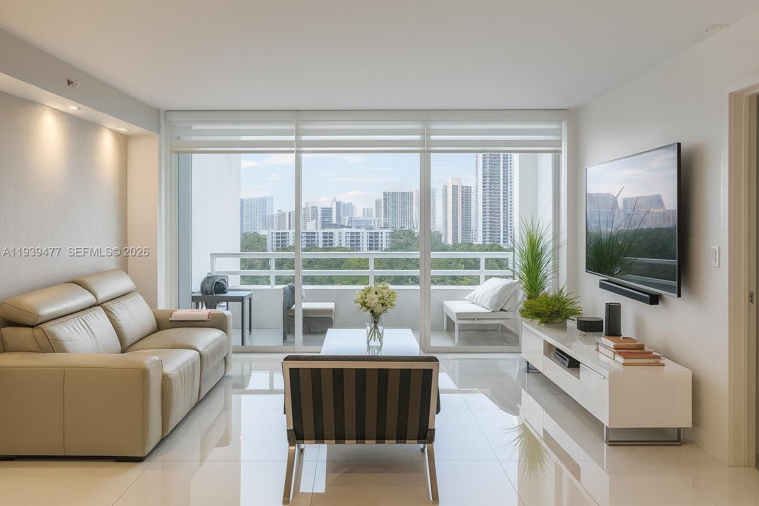 DELVISTA TOWERS CONDO TOW · #1022 in Aventura - Photo 3
