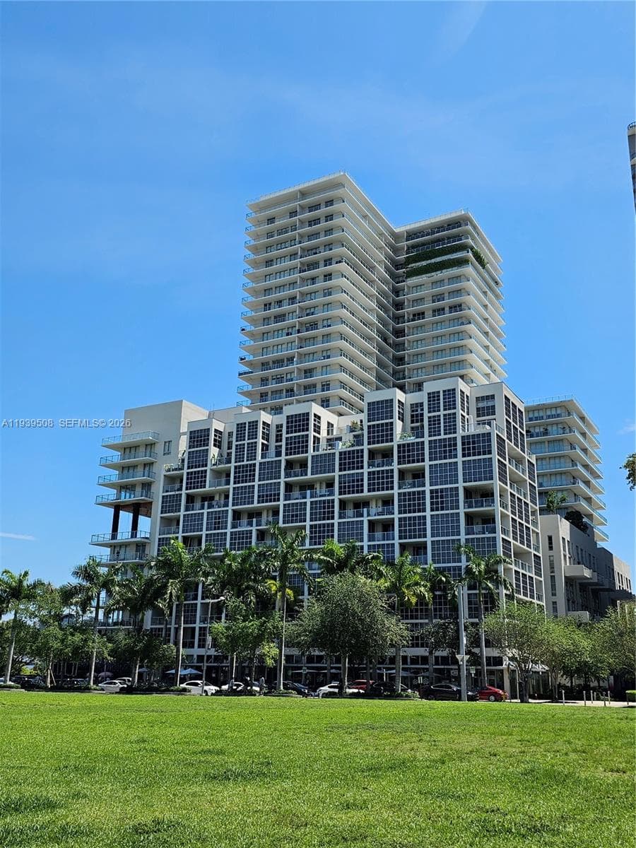 Midtown 2 · #109 in Miami - Photo 18