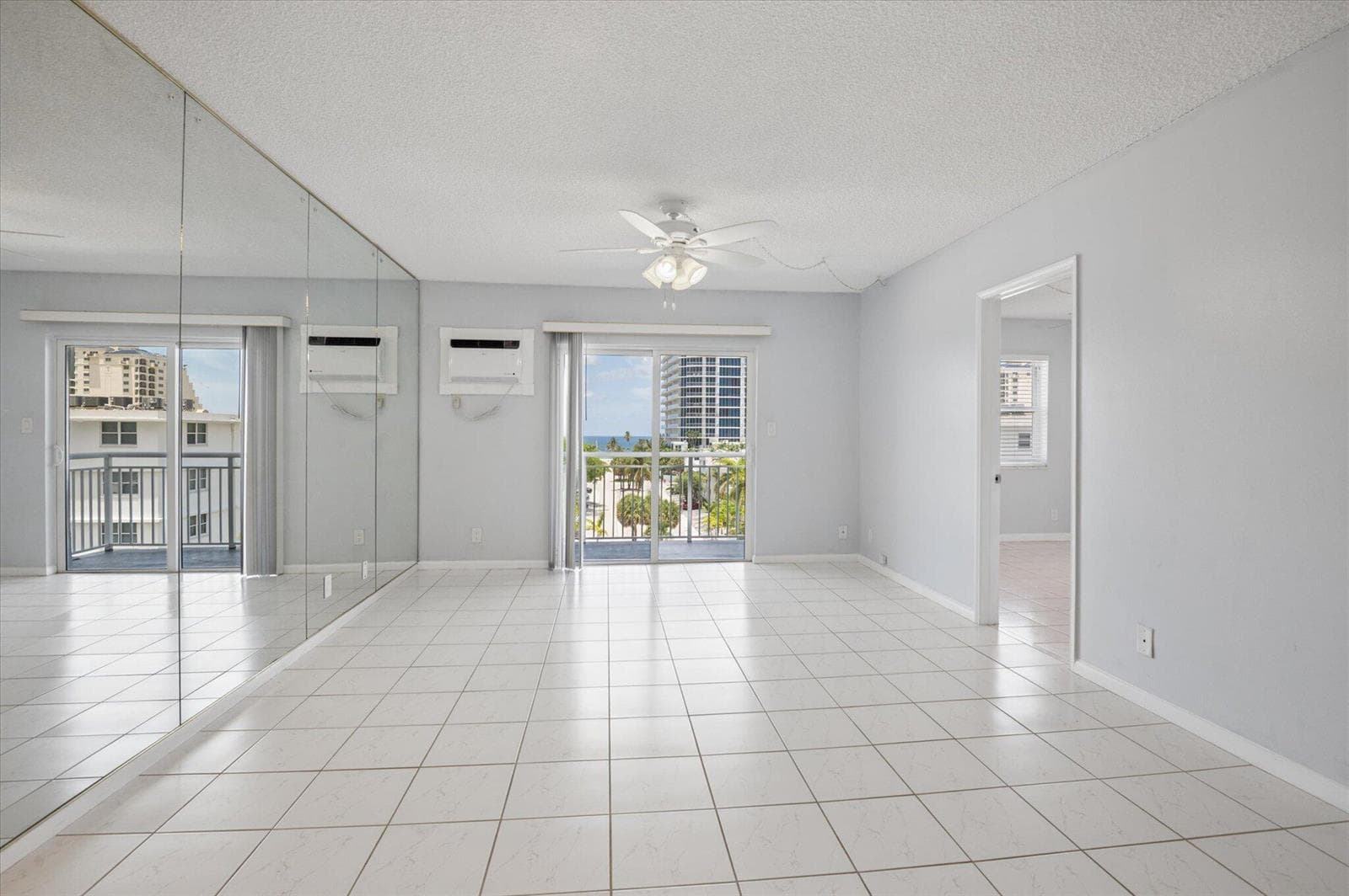 03-Carbonara-720 Orton Ave #607-3