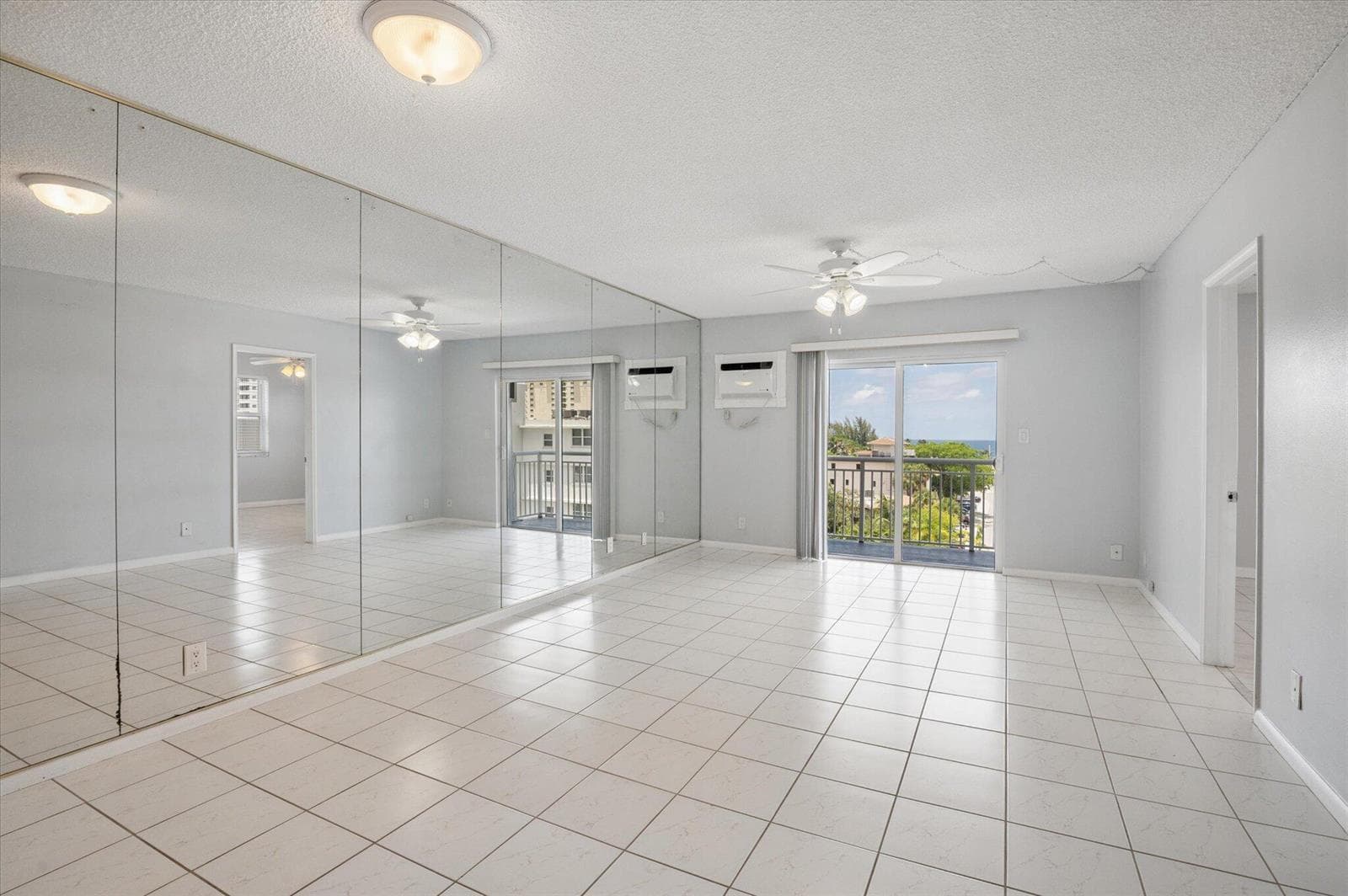 02-Carbonara-720 Orton Ave #607-2