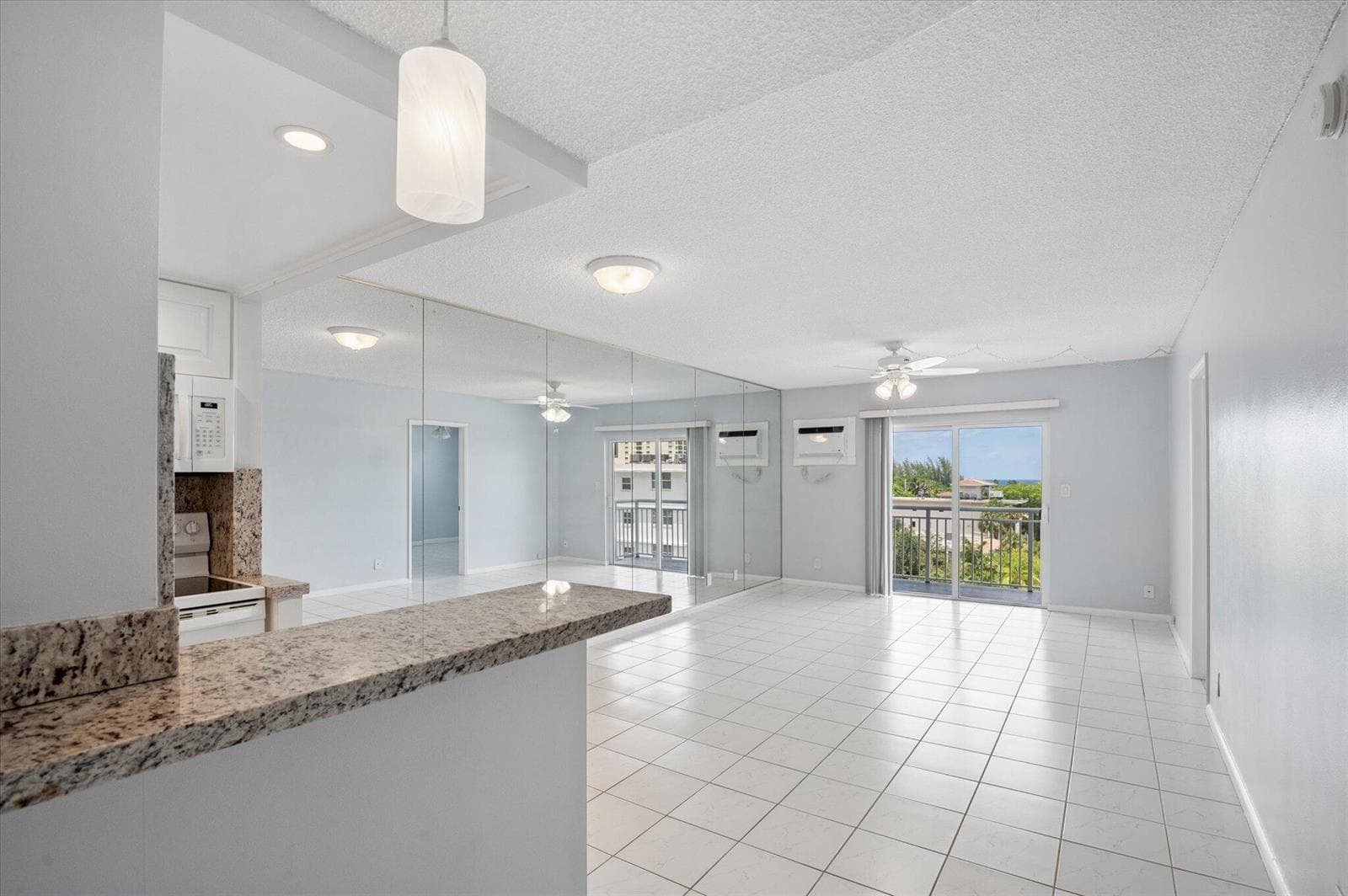 01-Carbonara-720 Orton Ave #607-1