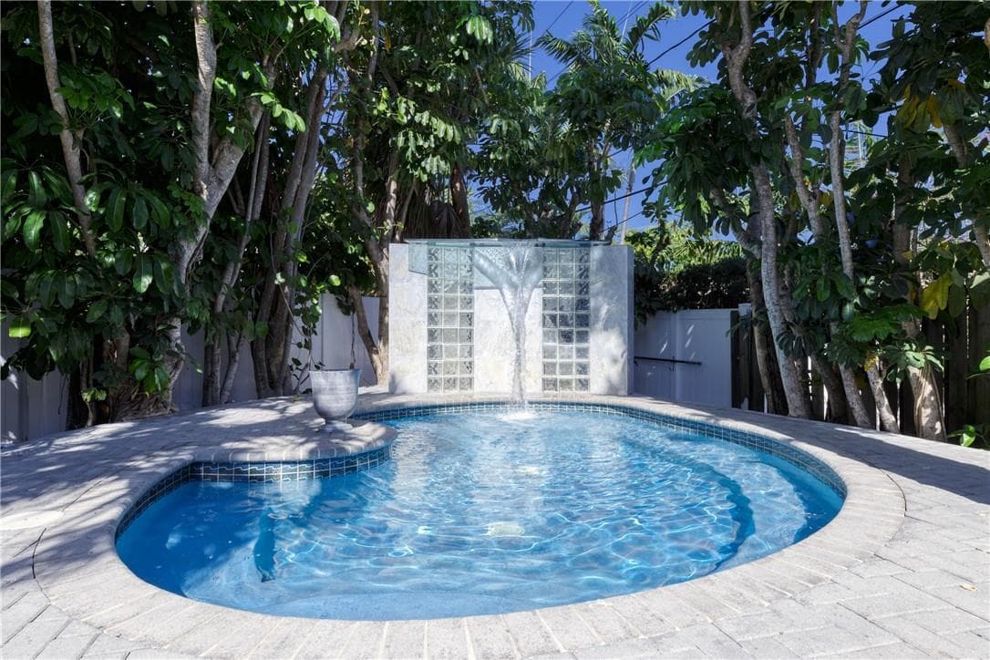 Hot Tub or Kiddie Pool!