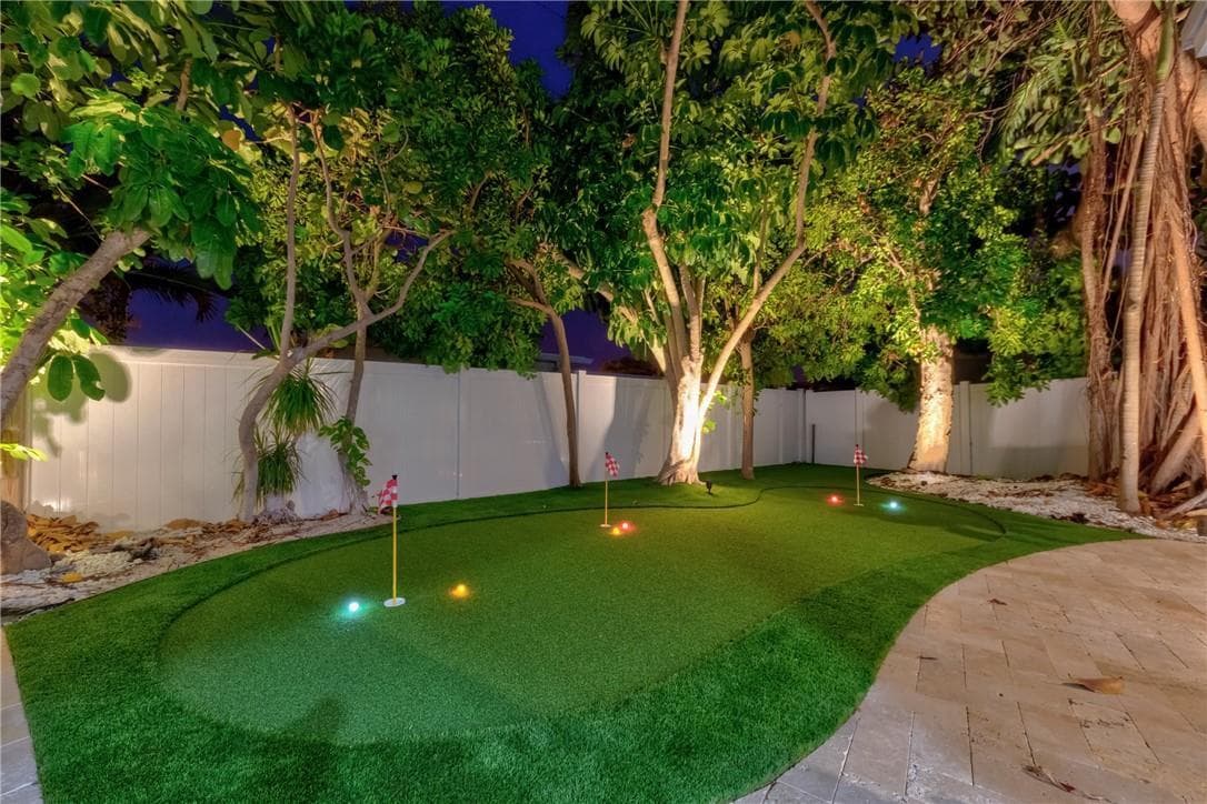 Putting....at night!