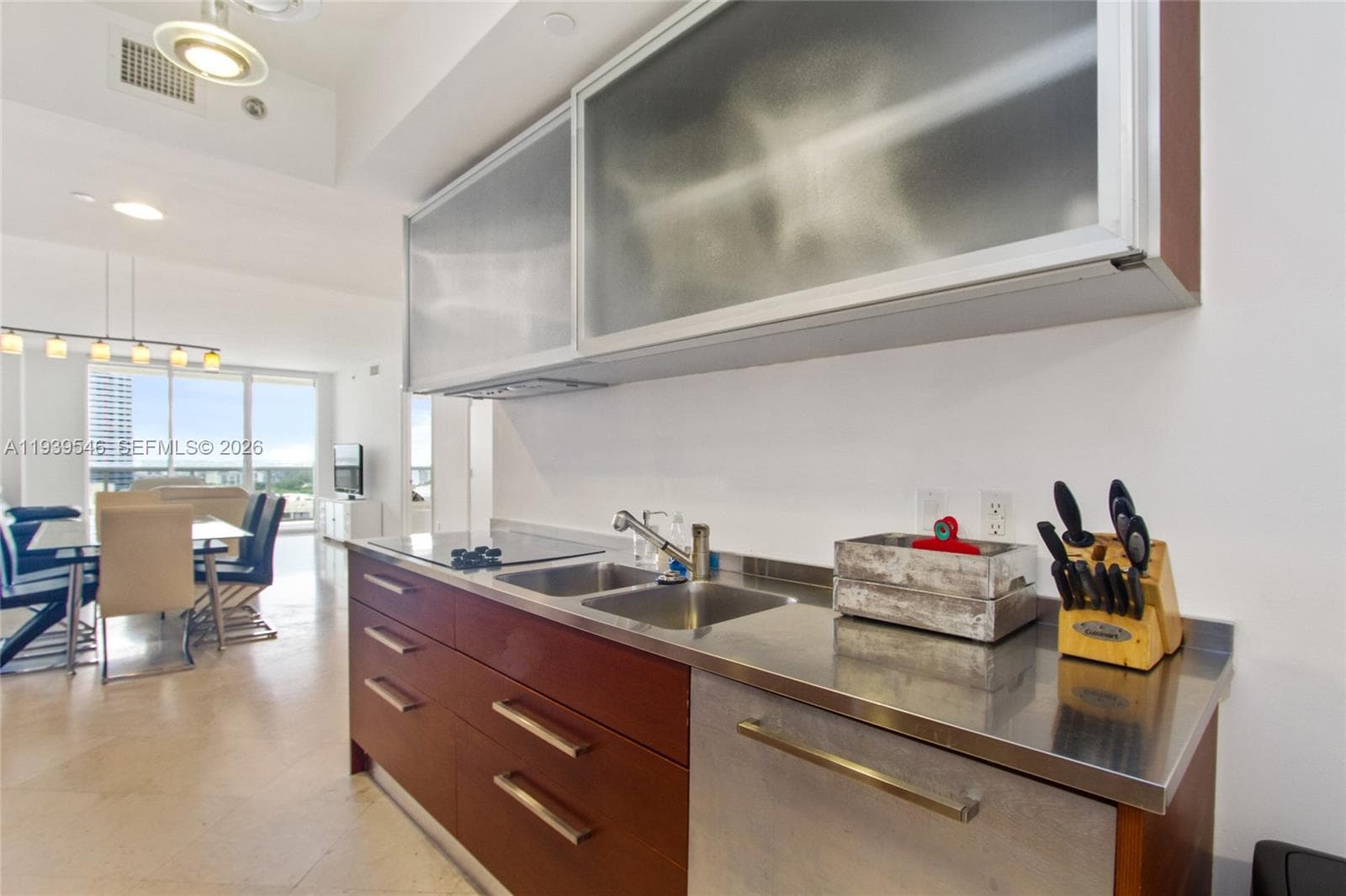 BEACH CLUB ONE · #1608 in Hallandale Beach - Photo 6