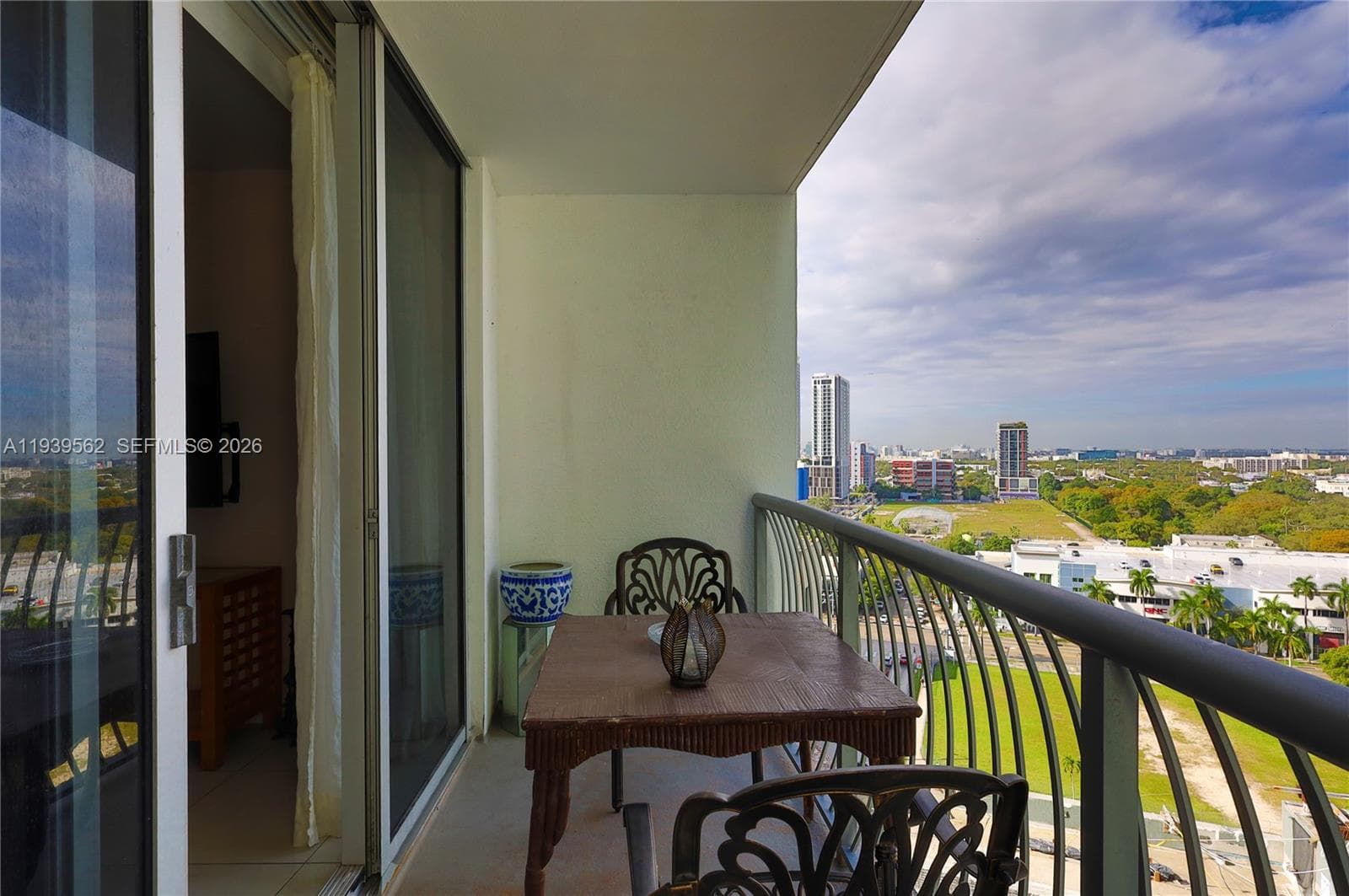 Opera Tower · #1711 in Miami - Photo 18