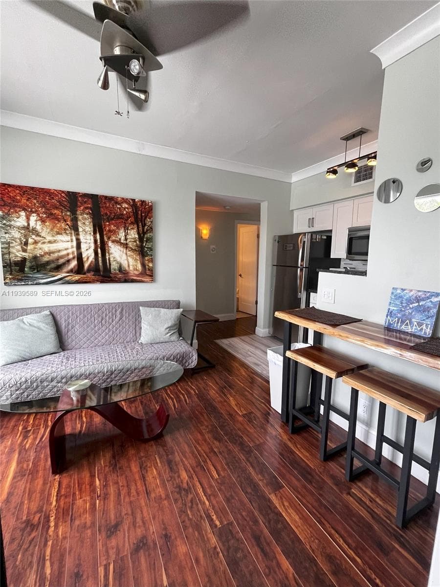 WINDSOR PLAZA CONDO · #301 in Miami Beach - Photo 1