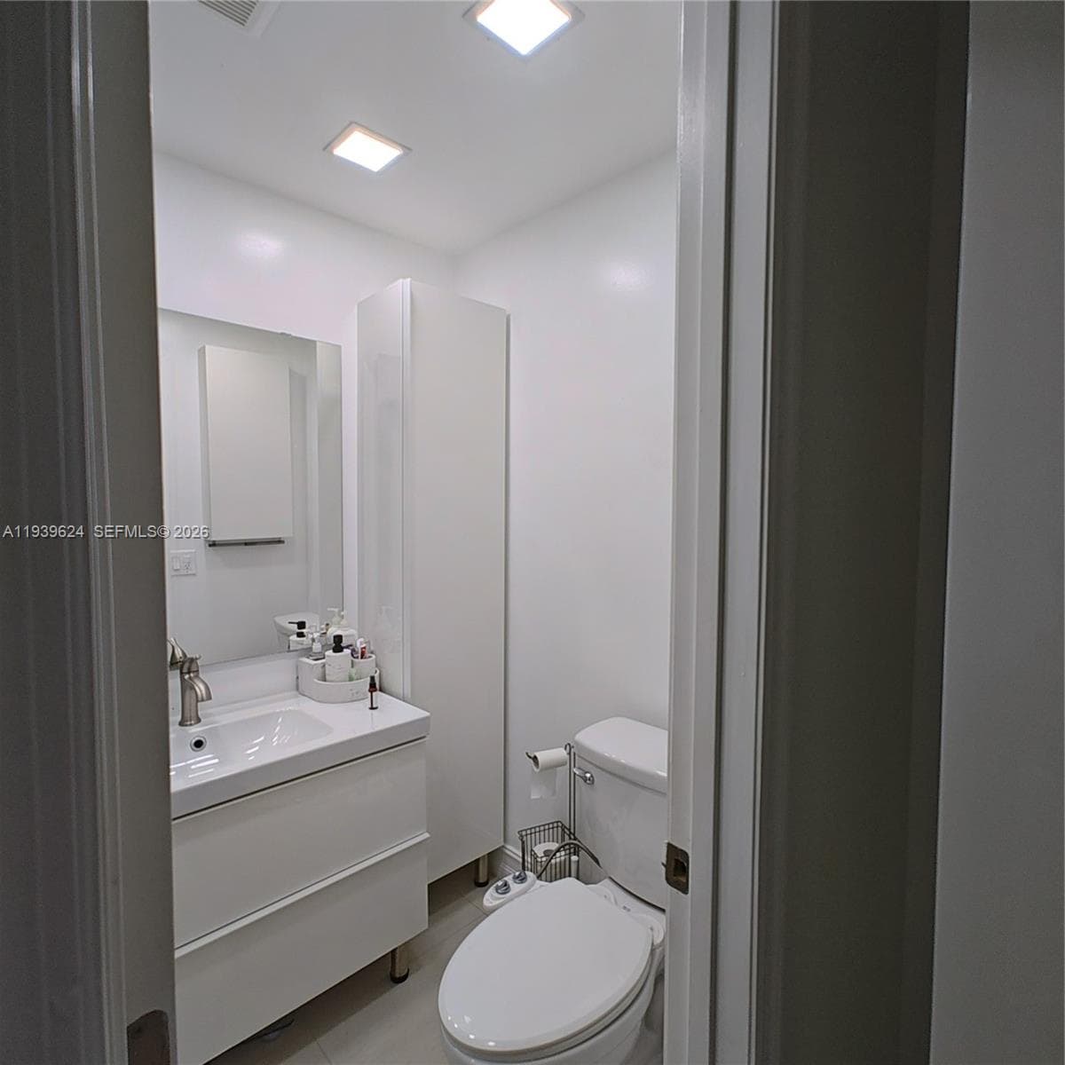 COMMODORE PLAZA CONDO · #301 in Aventura - Photo 2